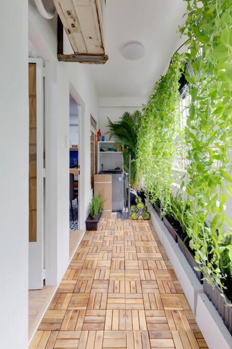 Modern, Cozy & Fully Equipped 2br In D4, 5m To D1 TP. Hồ Chí Minh