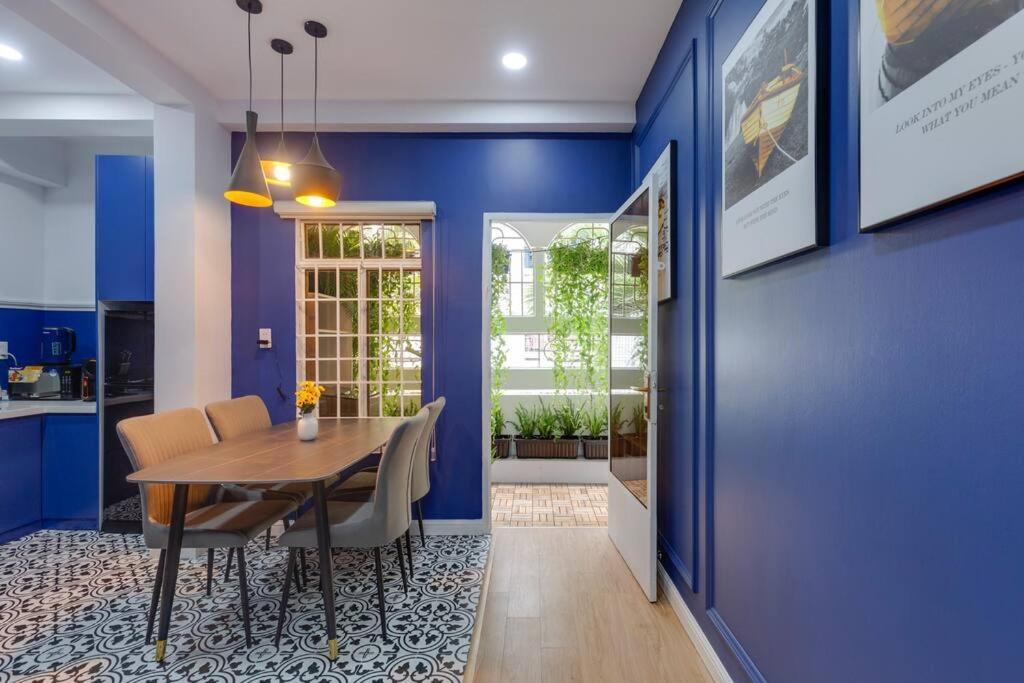 Modern, Cozy & Fully Equipped 2br In D4, 5m To D1 * TP. Hồ Chí Minh