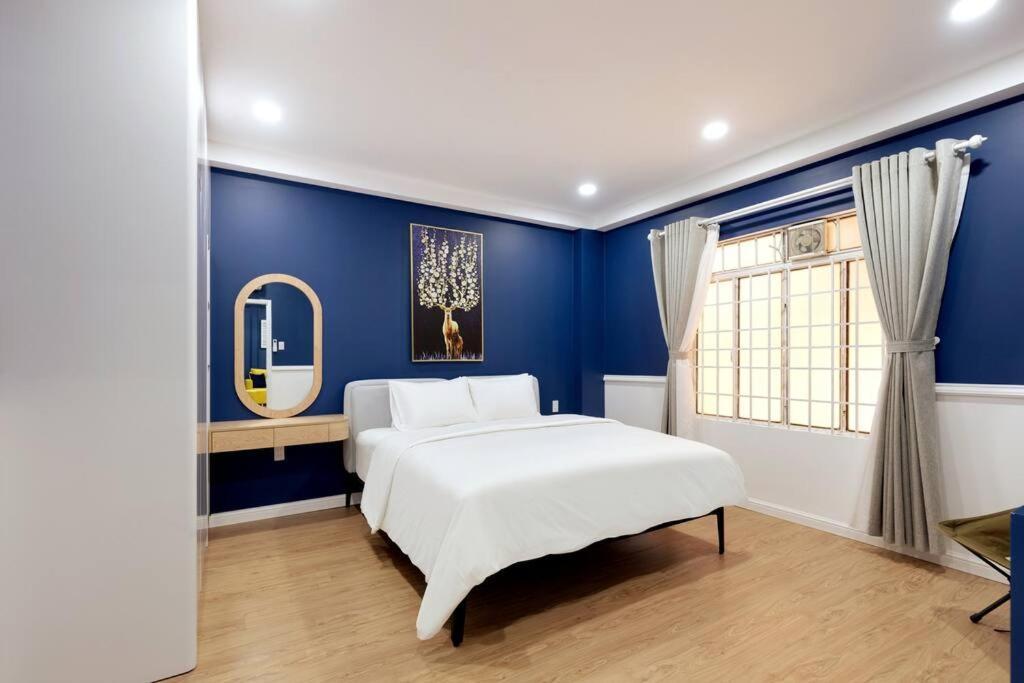 Modern, Cozy & Fully Equipped 2br In D4, 5m To D1 * TP. Hồ Chí Minh