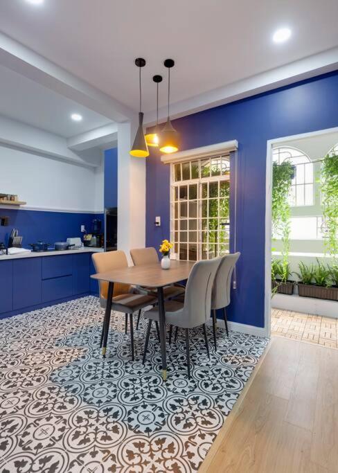 Căn hộ Modern, Cozy & Fully Equipped 2br In D4, 5m To D1 TP. Hồ Chí Minh